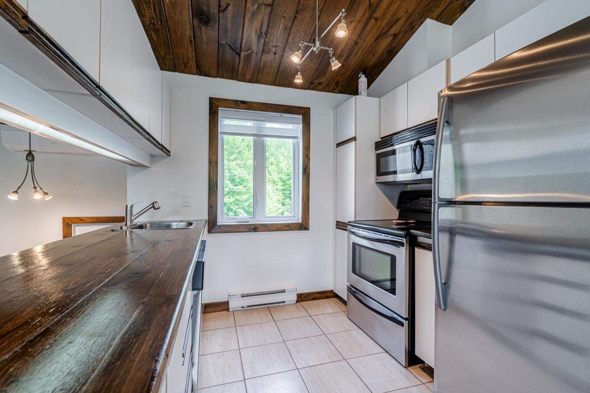 Superbe Condo Face Aux Pentes De Ski Stoneham!!! Экстерьер фото