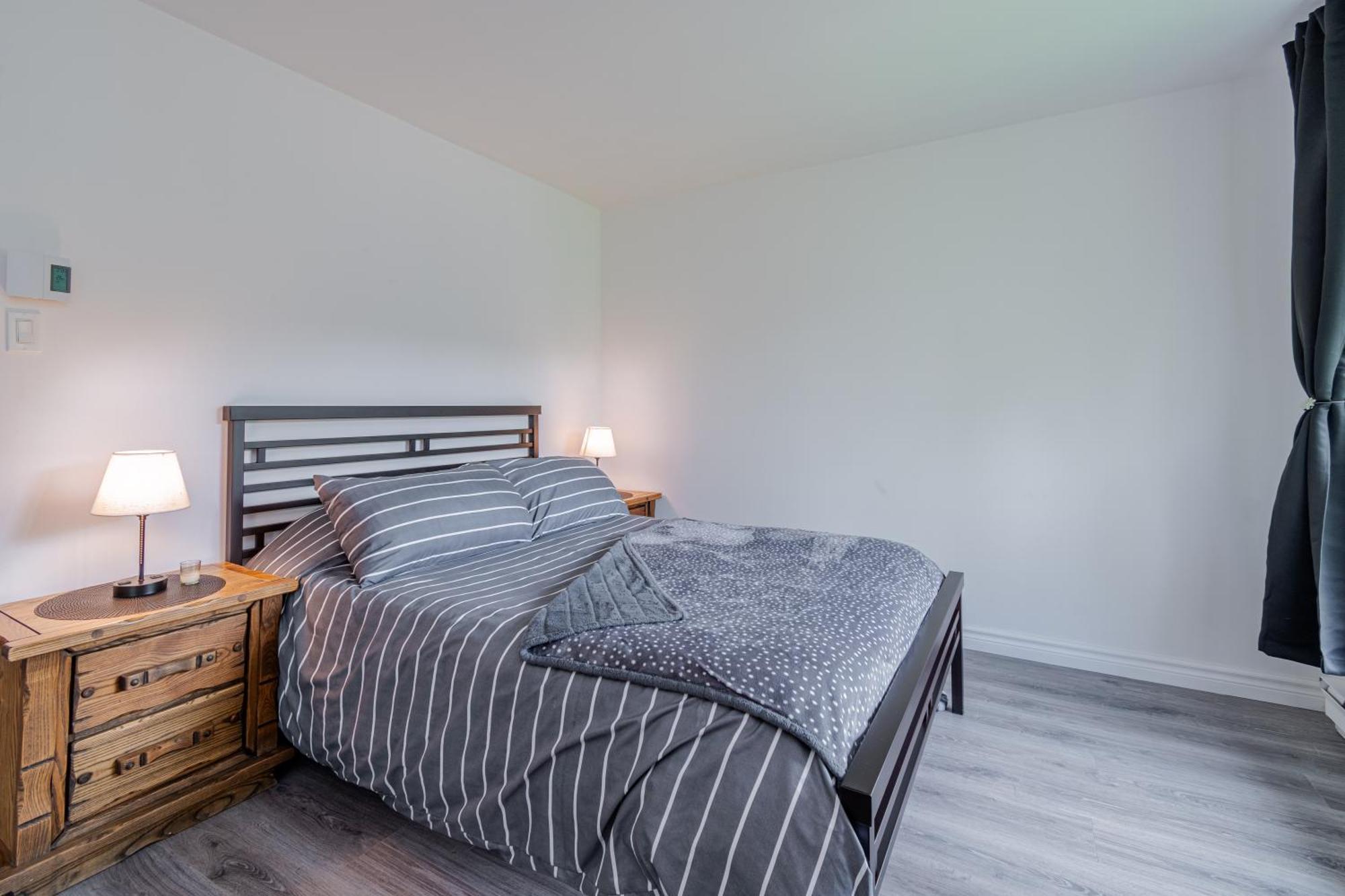 Superbe Condo Face Aux Pentes De Ski Stoneham!!! Экстерьер фото